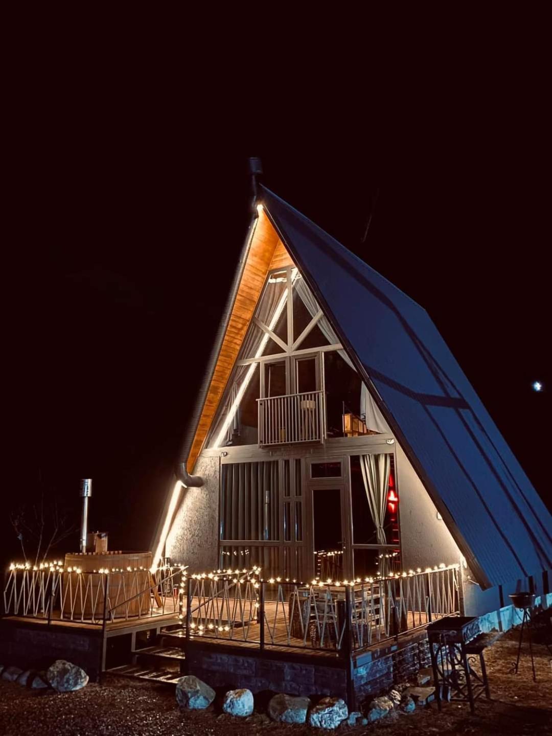 Cottage Garshemo Kazbegi ภายนอก รูปภาพ
