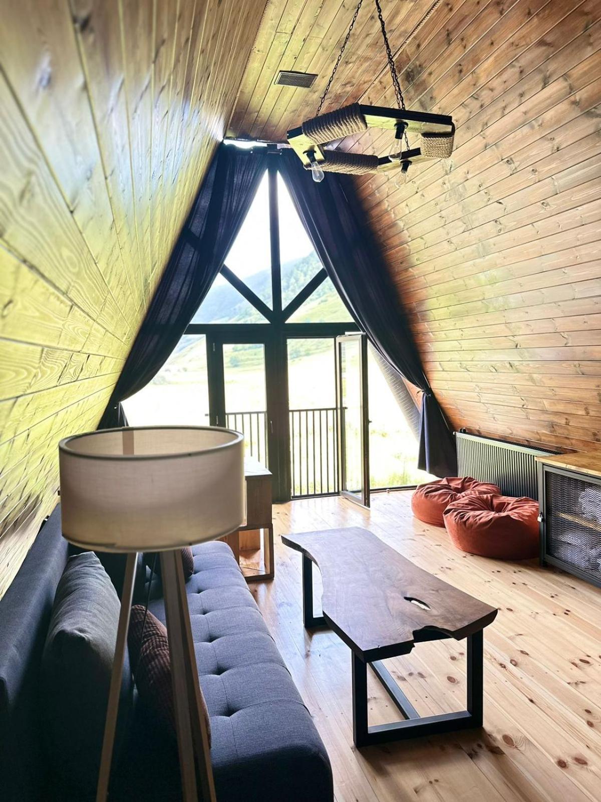 Cottage Garshemo Kazbegi ภายนอก รูปภาพ